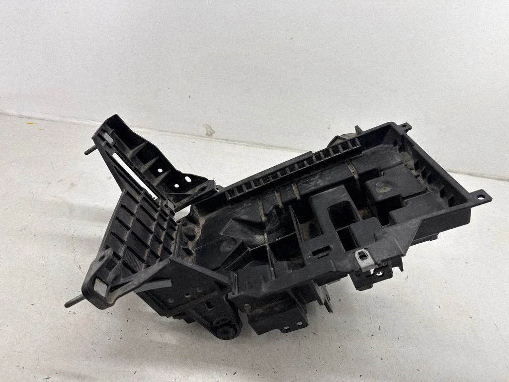 Battery tray 68402456AC