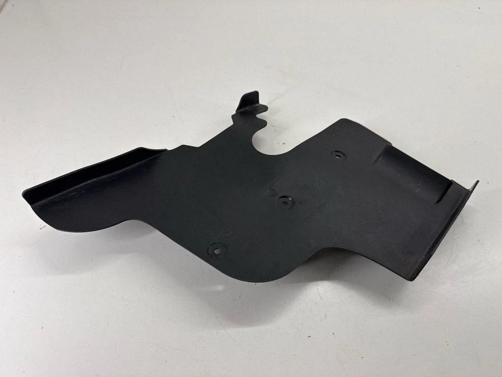 Front underbody cover/under tray 23508023