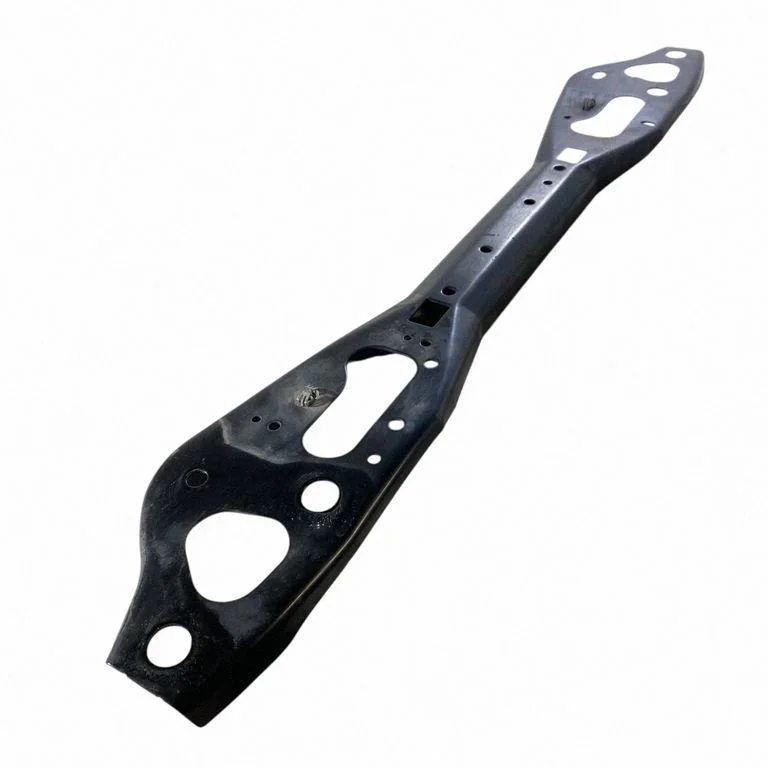 Other engine bay part E1GBR10684A