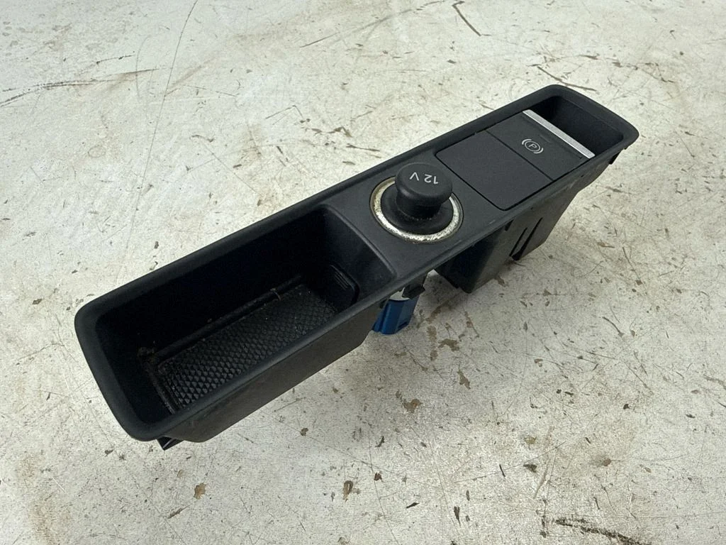 Hand parking brake switch 83B863349