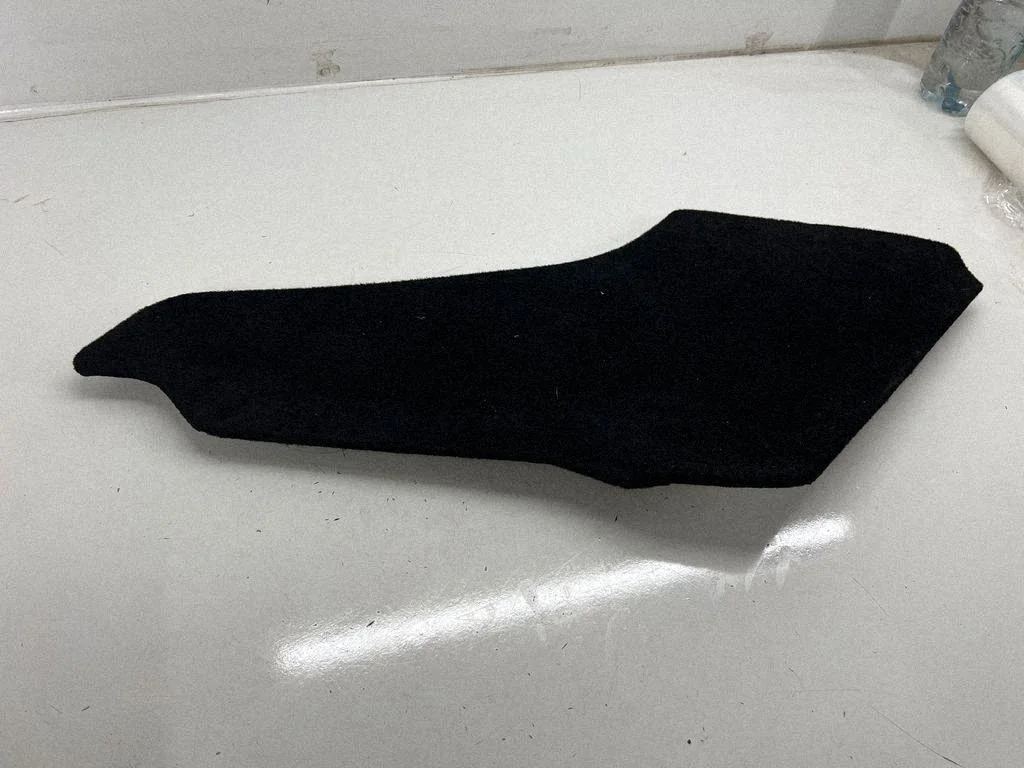 Kita centrinė konsolės (tunelio) detalė