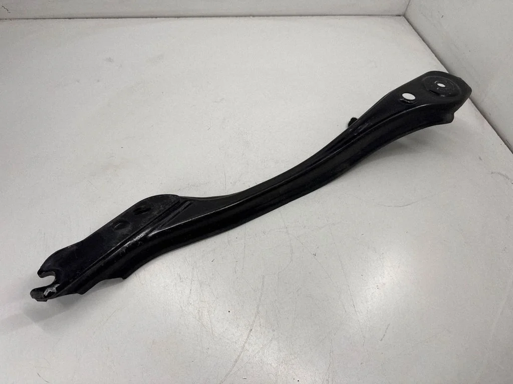 Other rear suspension part 23328153