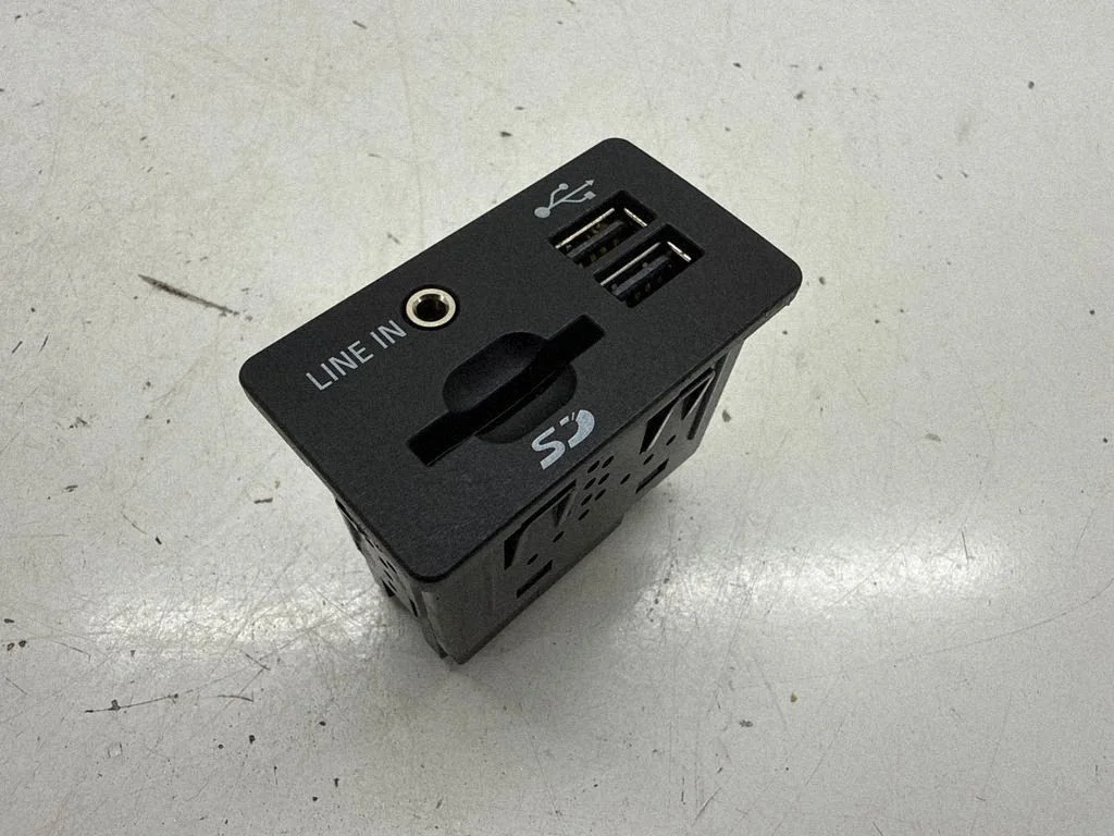 USB ligzda EM2T14F014AA