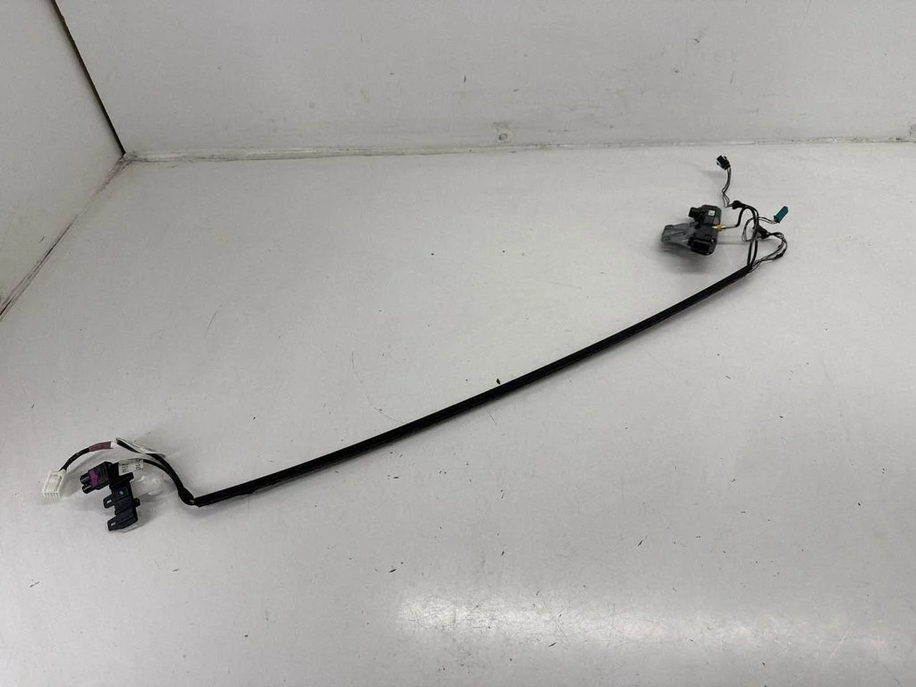 Windshield/windscreen camera 106580900B