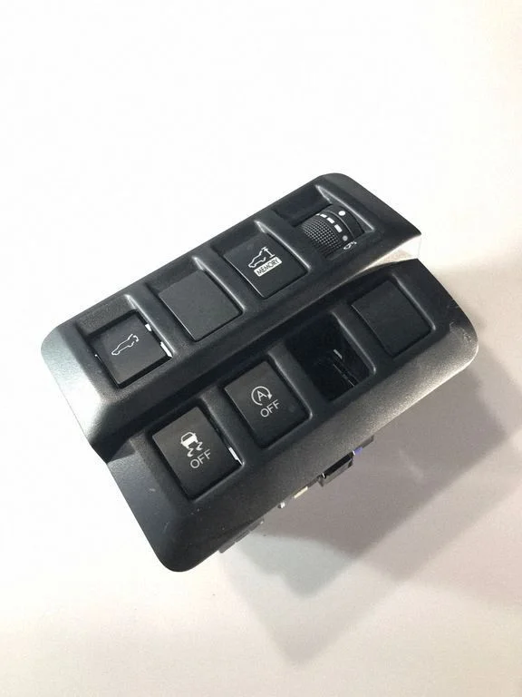 A set of switches 83472AL040VH