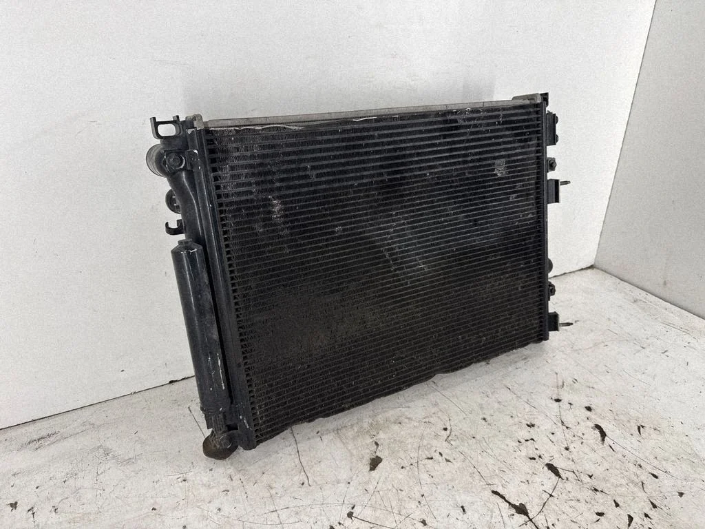 Radiator set 68236868AB