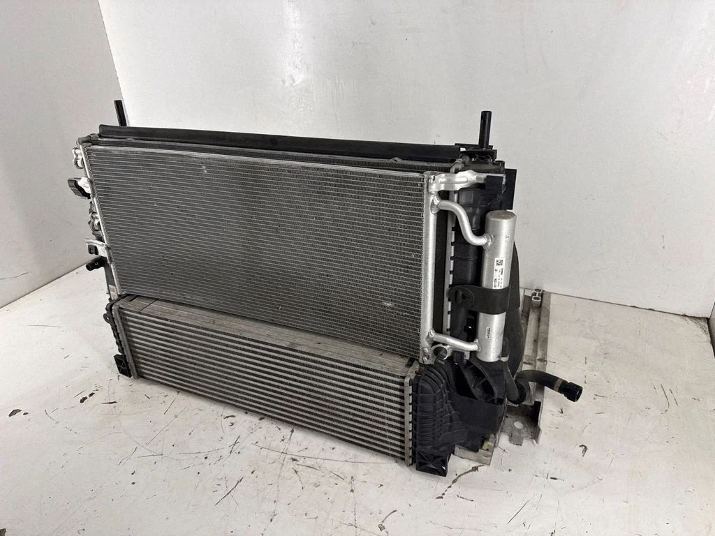 Radiaatorite komplekt – BMW 2-seeria F44 (2019-2024)