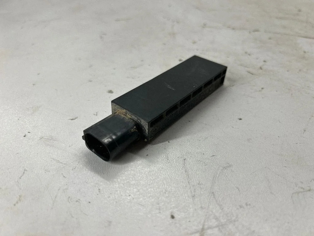 Keyless system antenna 5Q0962131