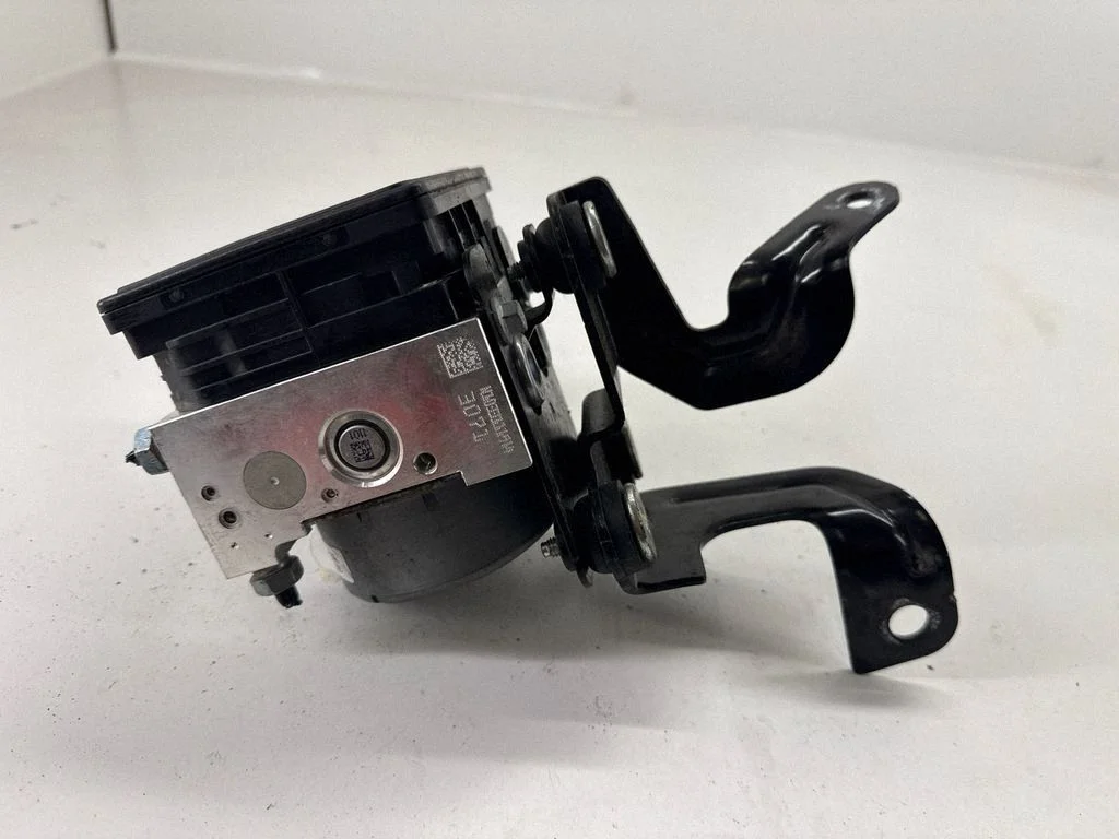 Pompa ABS GN152B373EA