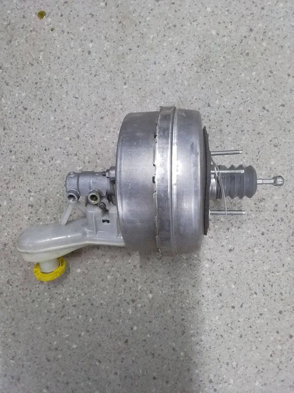Brake booster 04581680AE