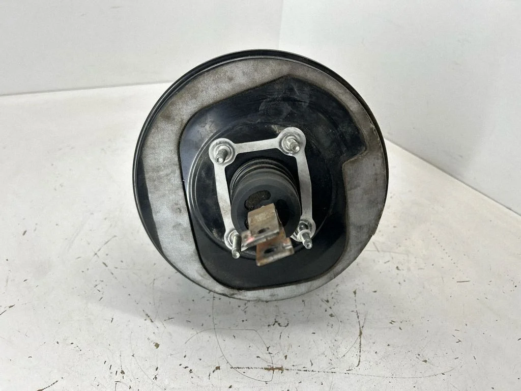 Brake booster 26402FL011