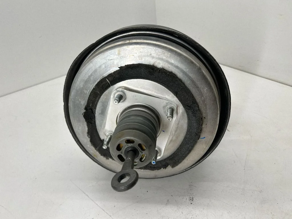 Brake booster 04581956AF