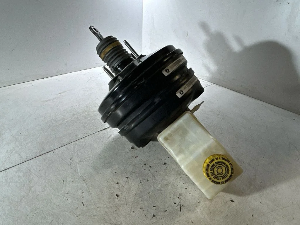 Serwo hamulcowe – Dodge Challenger (2008-2023)