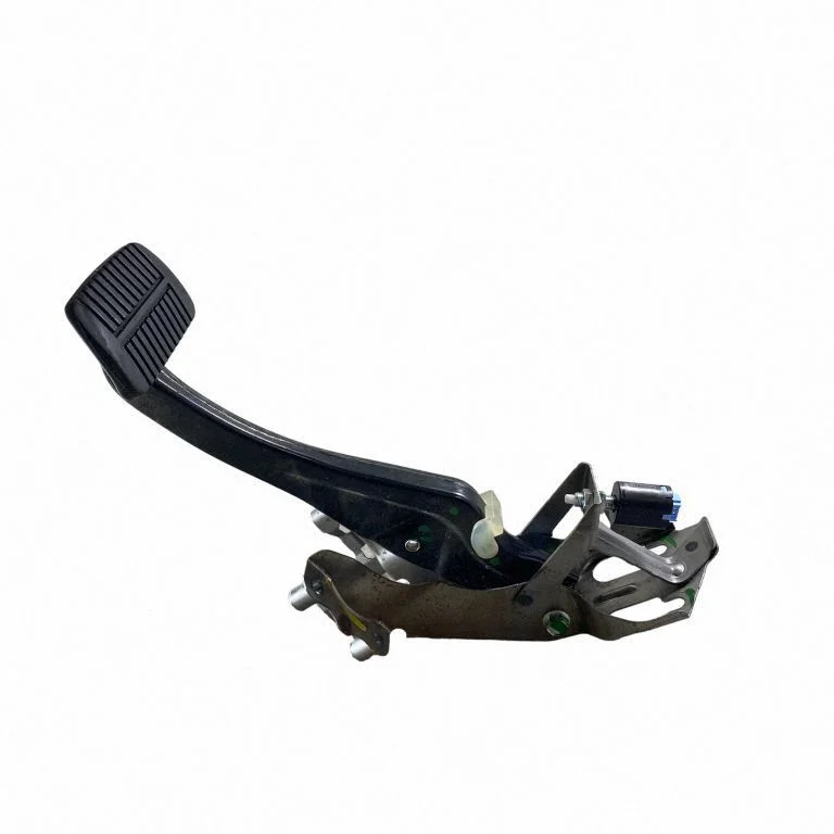Brake pedal – Subaru Outback (BT) (2019-)