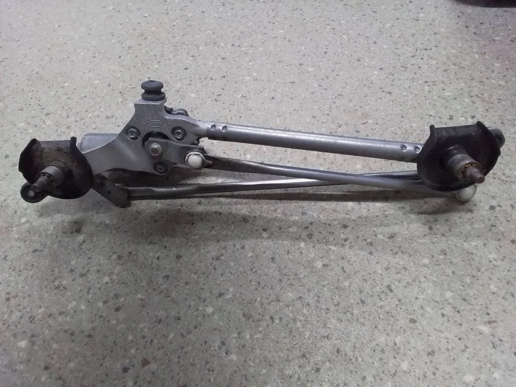 Mechanizm wycieraczek z silniczkiem – Subaru Outback (BT) (2019-)