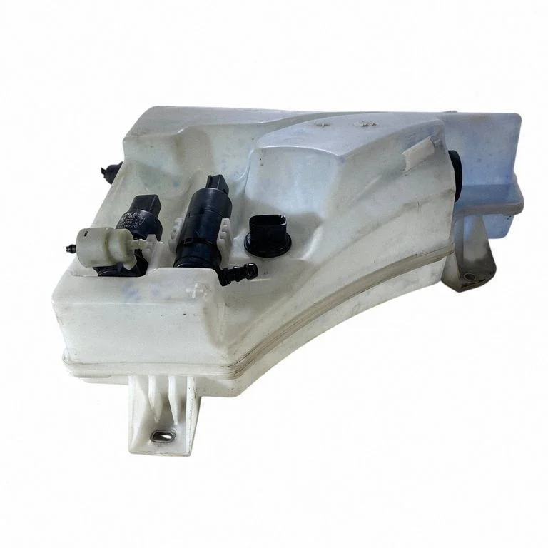 Windshield washer fluid reservoir/tank – Porsche Cayenne (92A) (2010-2017)