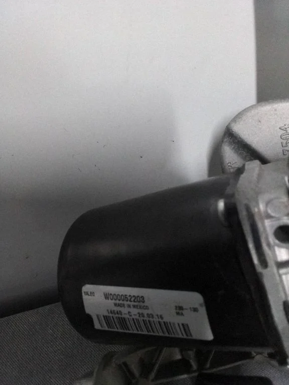 Front wiper linkage and motor FT4Z17508M – Ford Edge II (2015-)