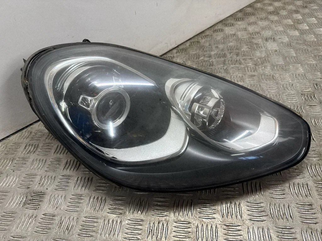 Headlight/headlamp 7P5941032CS