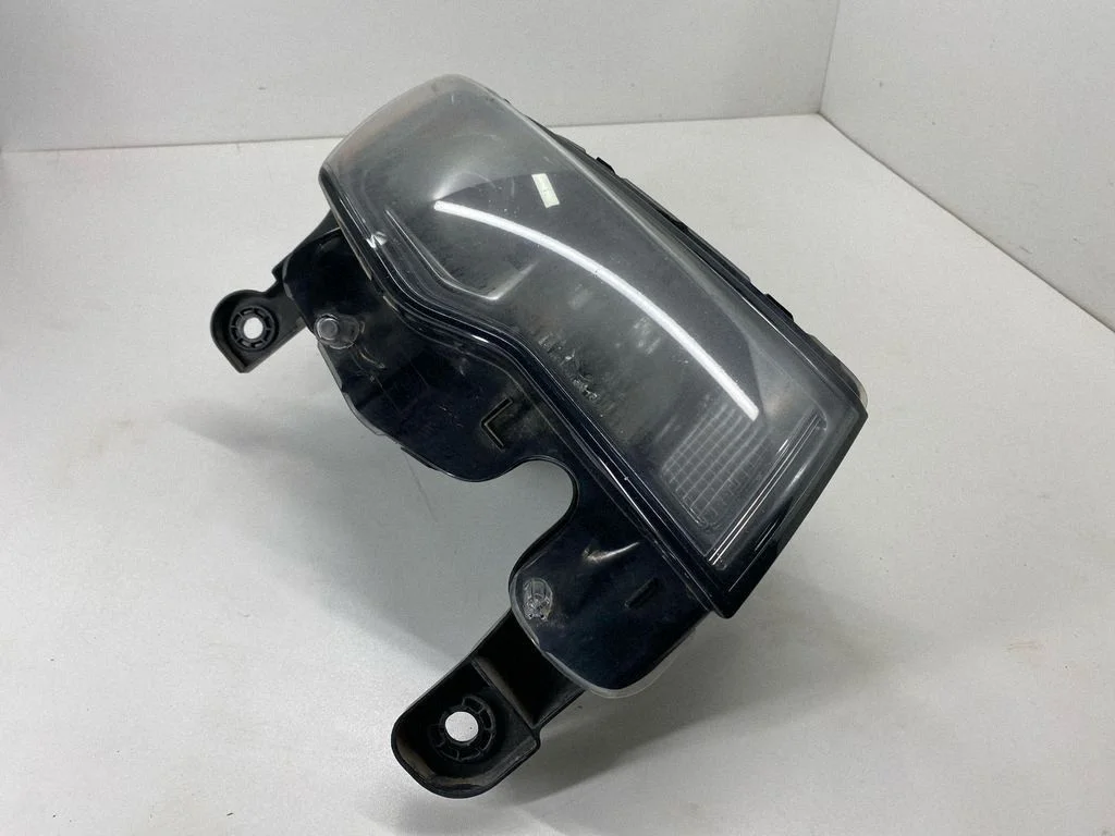 Headlight/headlamp 68266646AD