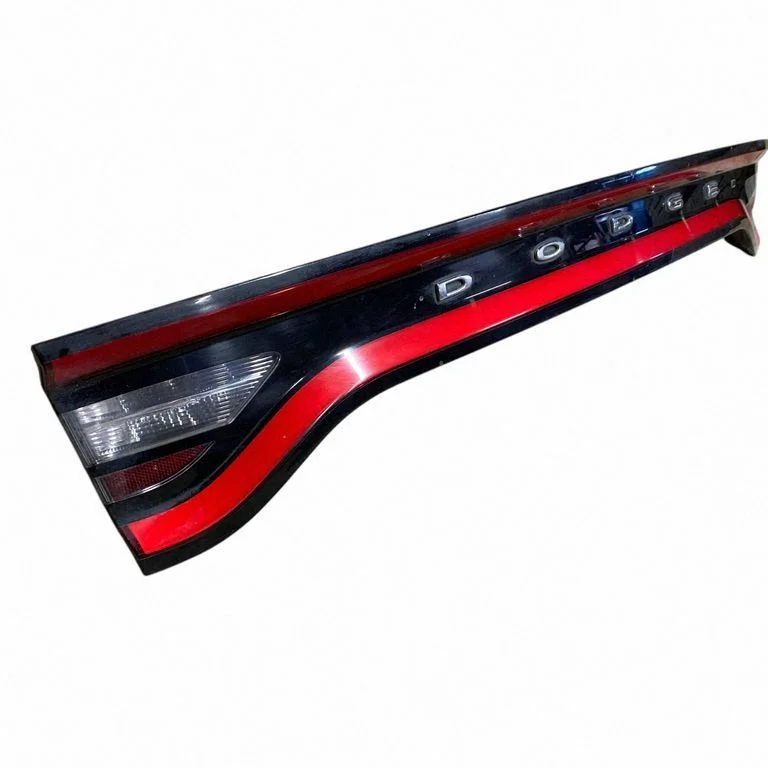 Tailgate rear/tail lights 68213147AE