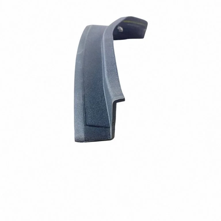 Listwa lampy tylnej M1PB13N553