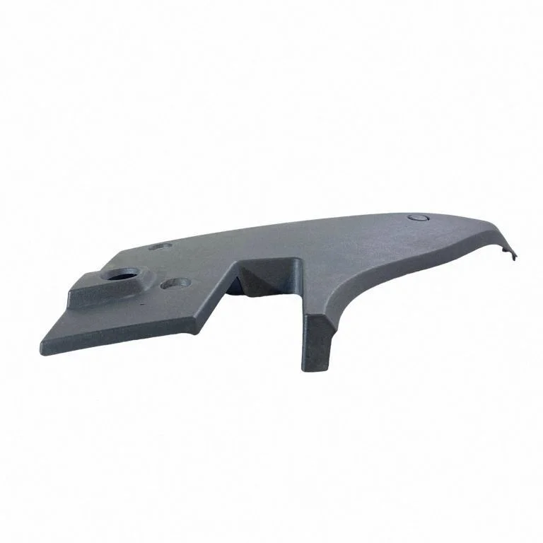 Rear/tail light trim molding 84070692