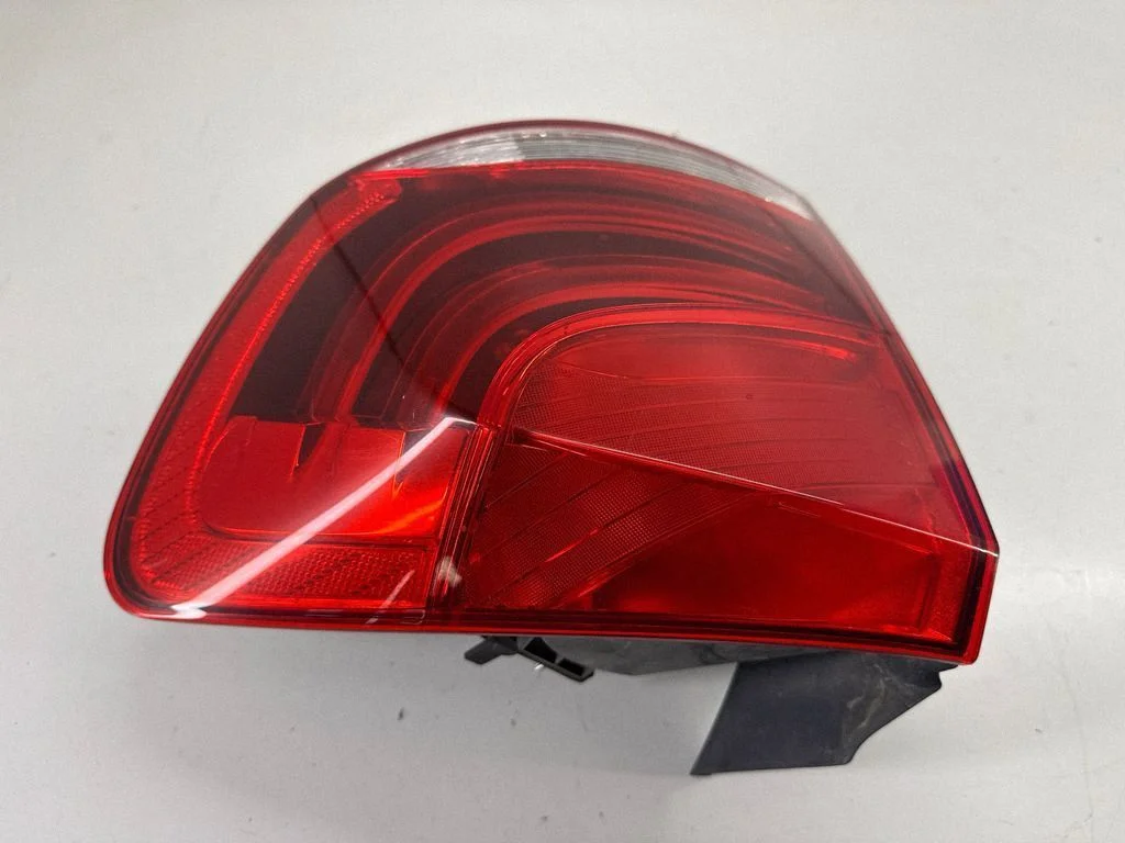 Rear/tail lights 2990112