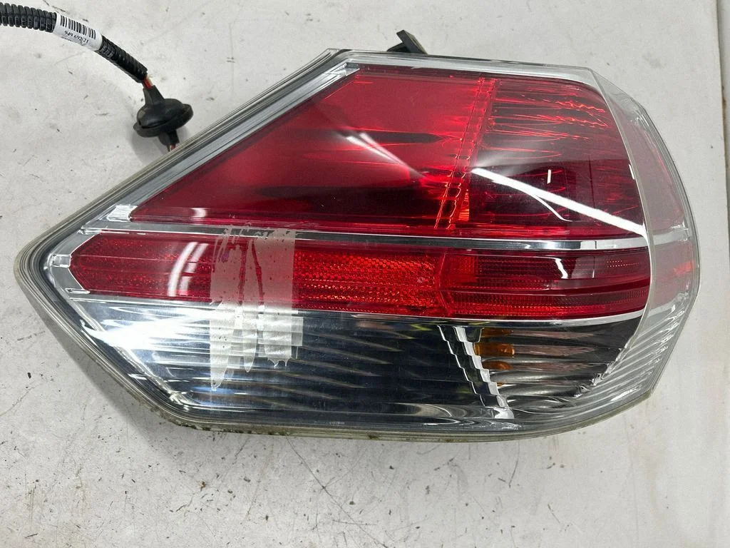 Rear/tail lights 265554BA0A