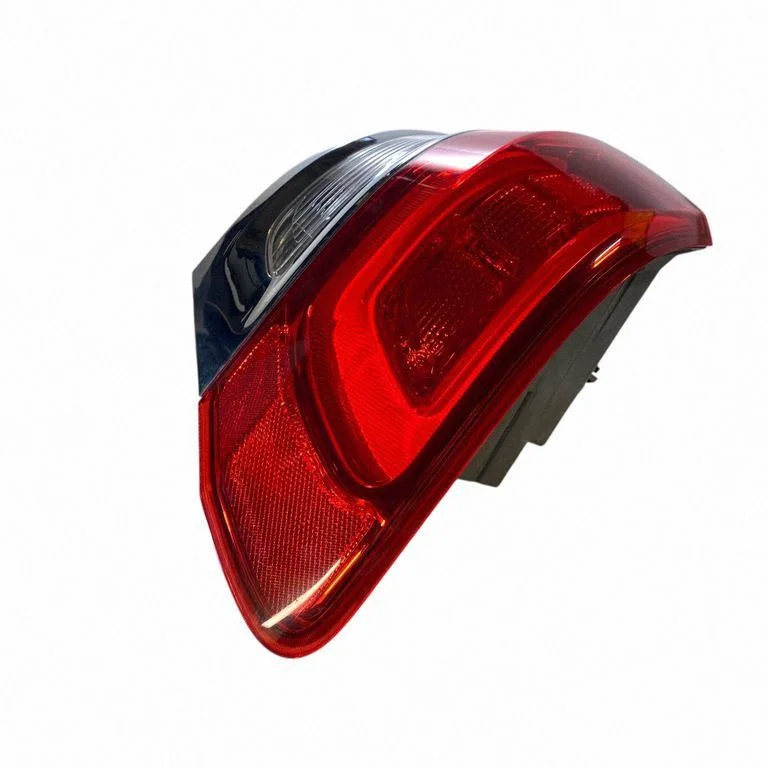 Lampa tylna w błotniku 68110016AE