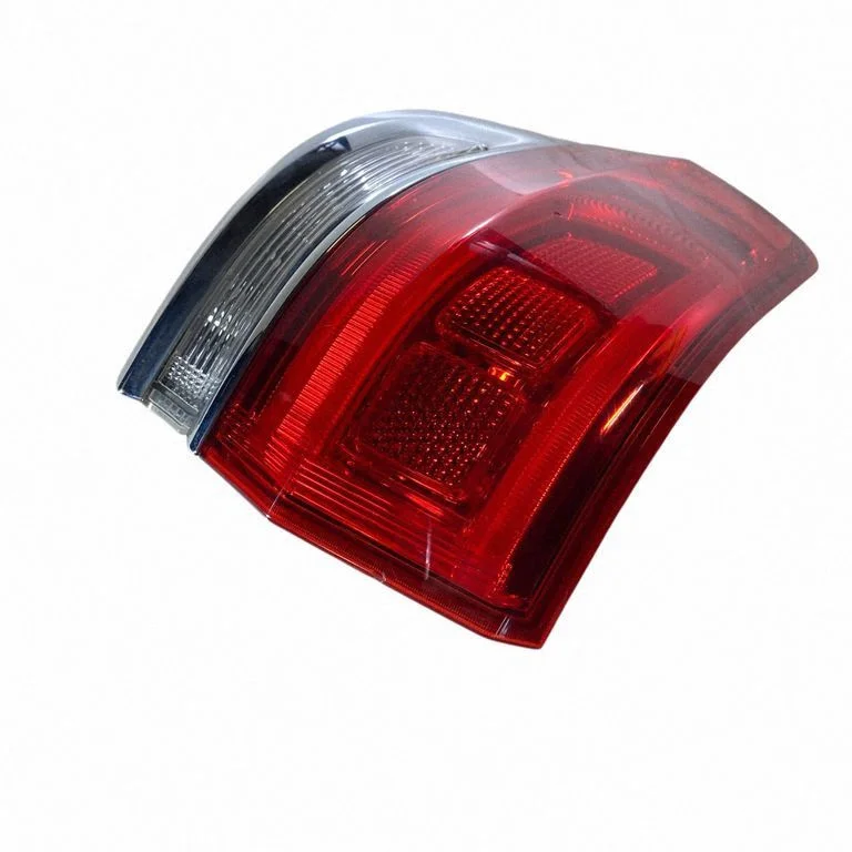 Lampa tylna w błotniku 68110017AE