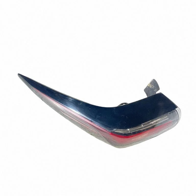 Rear/tail lights 265459UF0B