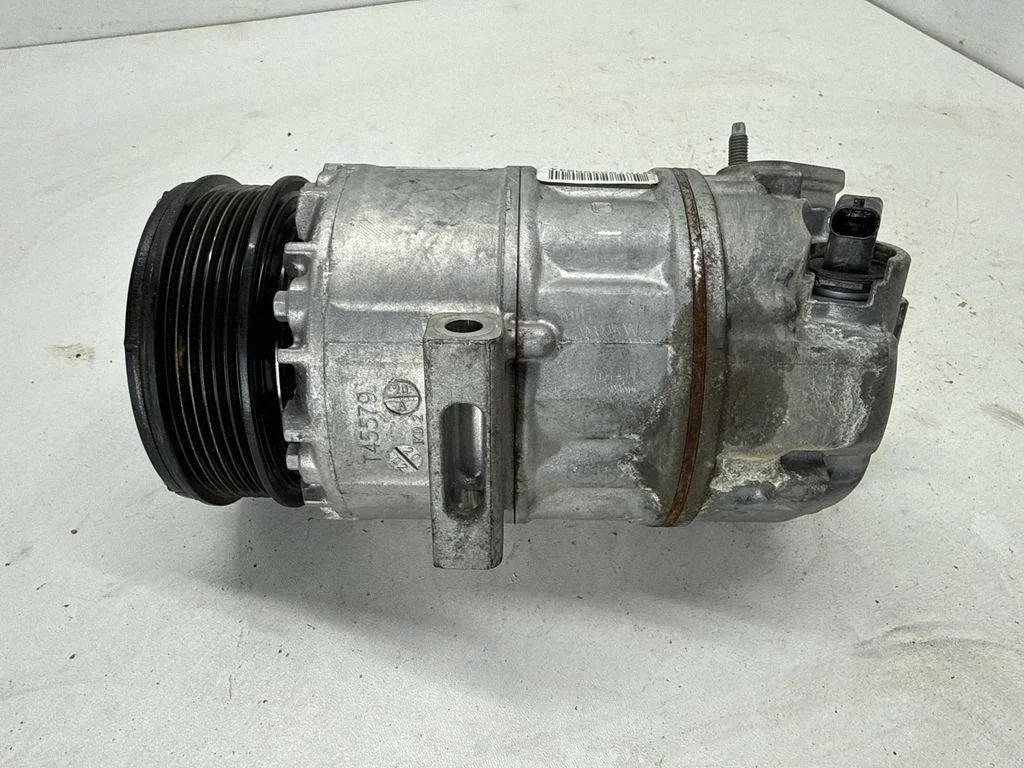 Air conditioning (A/C) compressor (pump) – Ford Escape (2001-)