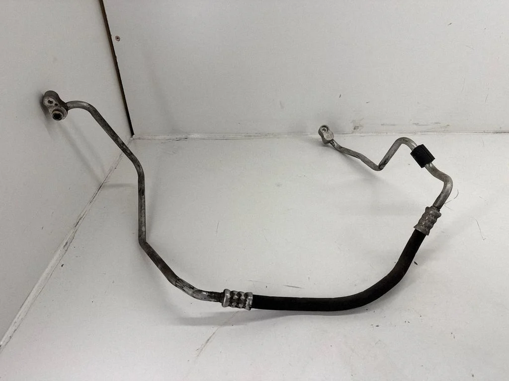 Air conditioning (A/C) pipe/hose 6799633
