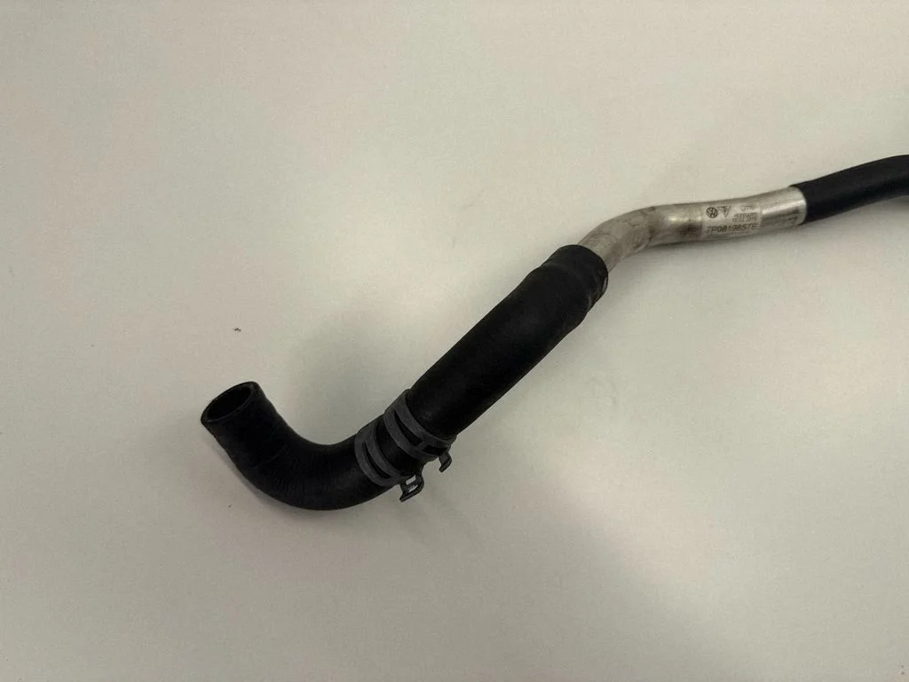 Air conditioning (A/C) pipe/hose 7P0819857