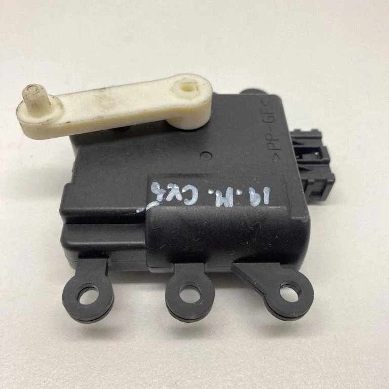 Silniczek klapki nawiewu KD4761A60