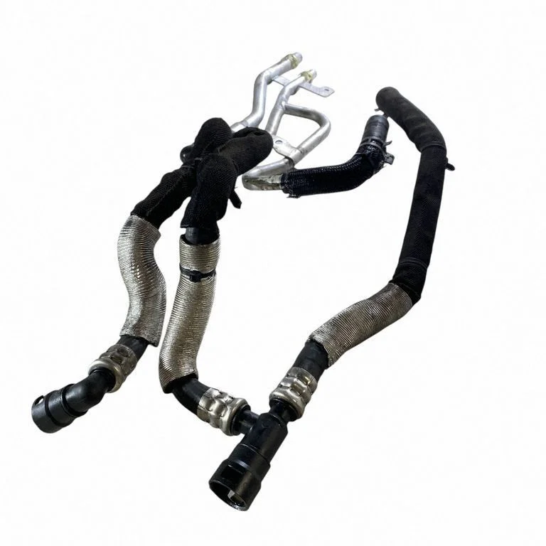 Engine coolant pipe/hose L1M318K579BAD