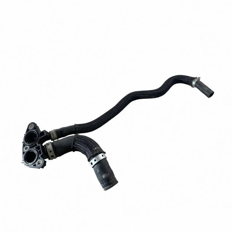 Engine coolant pipe/hose