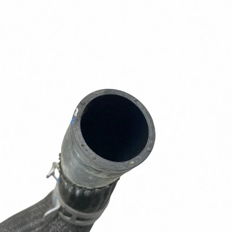 Przewody układu chłodzenia silnika 84128848