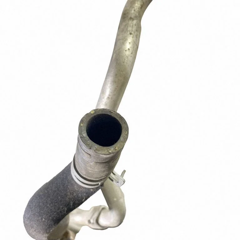 Engine coolant pipe/hose 68226098AA