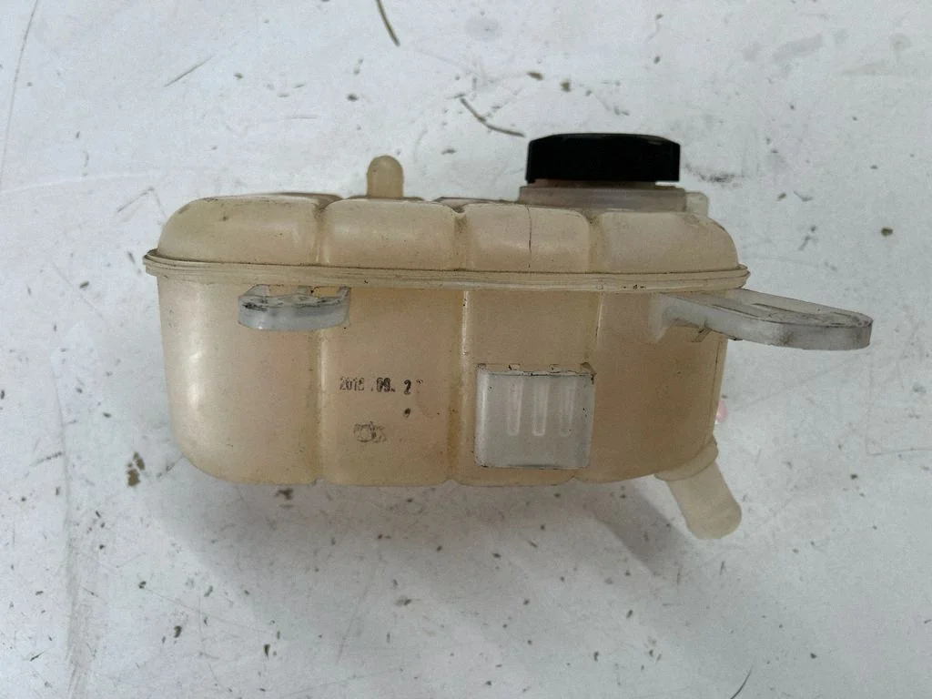 Jahutusvedeliku paisupaak 42422779 – Buick Encore GX I (2019-)