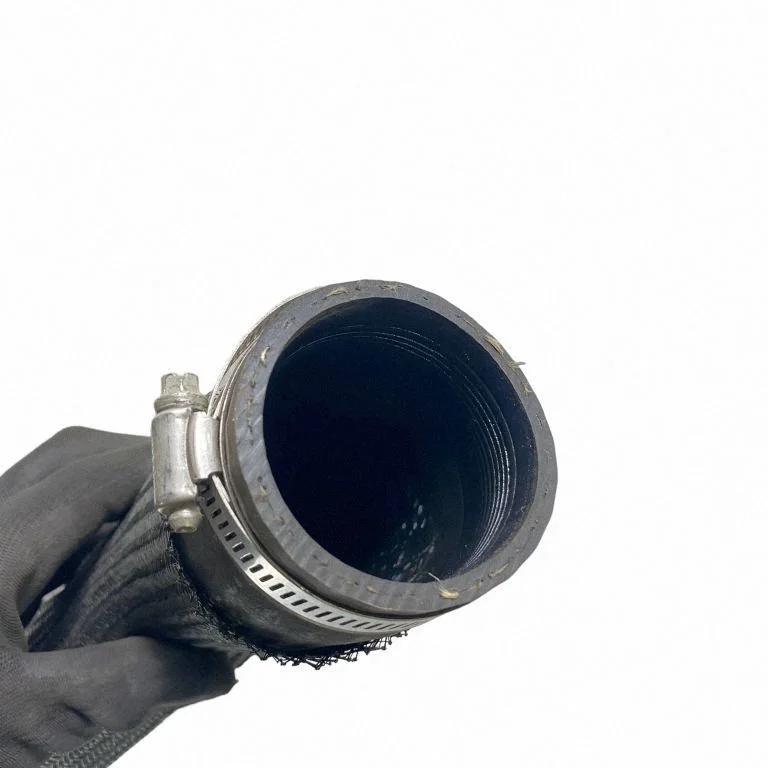 Wąż / rura intercoolera LX6Z6F073K