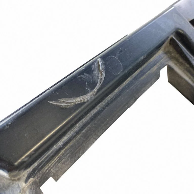 Intercooler air guide/duct channel 39120713
