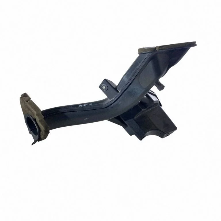 Air intake duct part 84221044