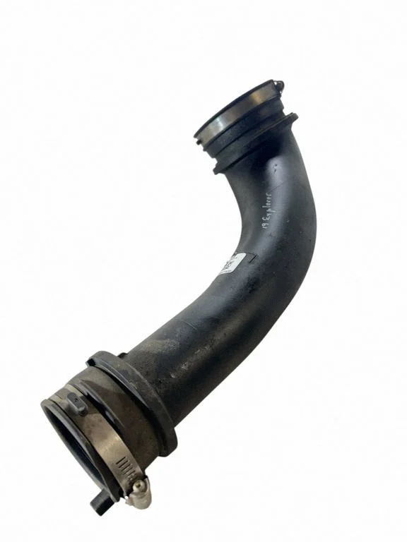 Air intake hose/pipe L1M39F805CB