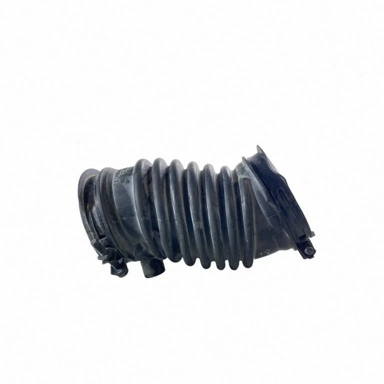 Air intake hose/pipe PEHH13221