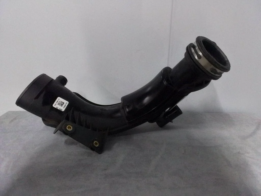 Air intake duct part F2G39R504BD – Ford Edge II (2015-)