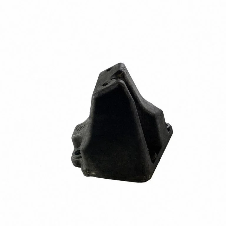 Engine mounting bracket 04726023AB