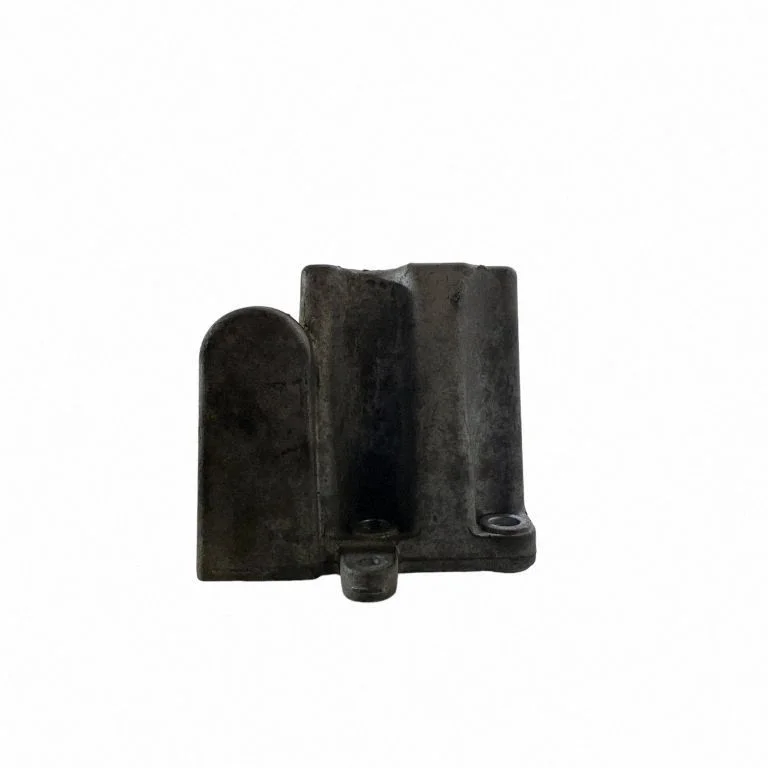 Engine mounting bracket 04726022AB