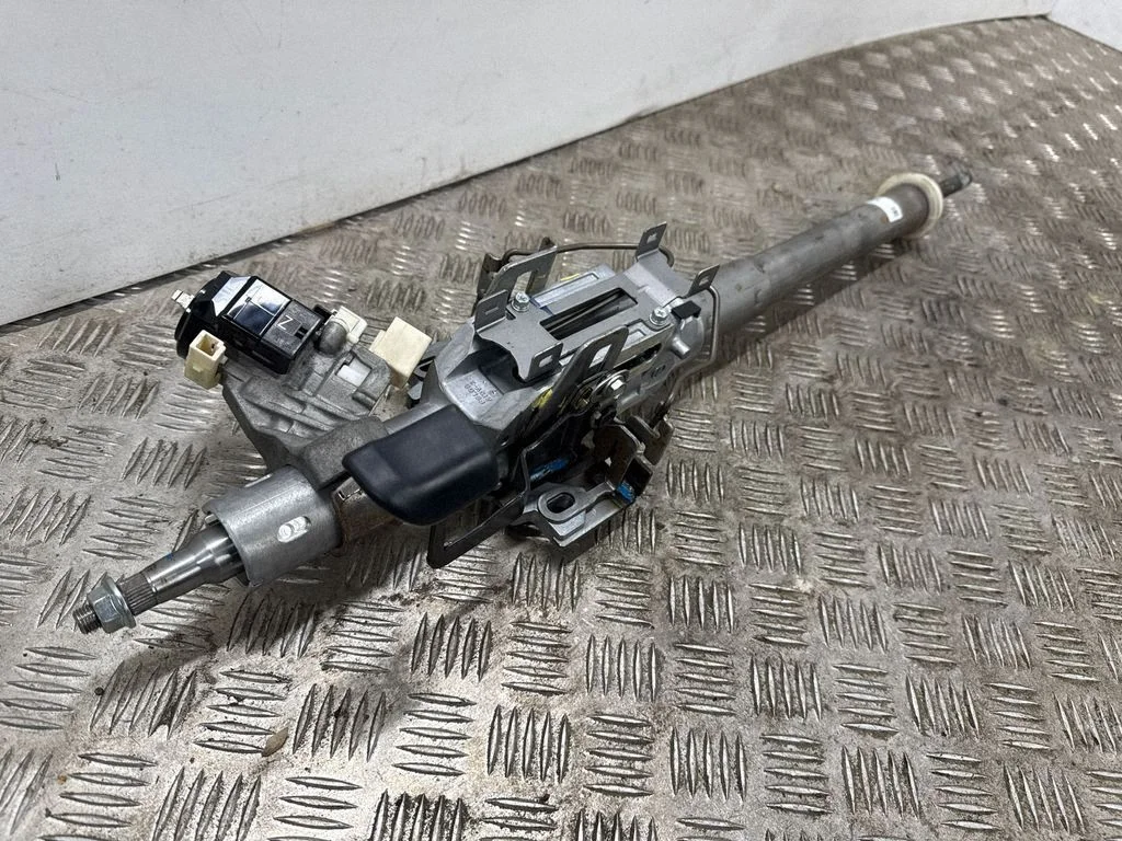 Steering wheel axle 34500FL00A
