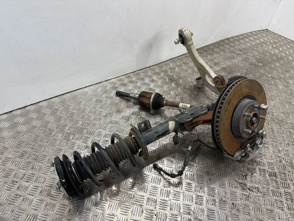 Front wheel hub spindle knuckle LX613A424